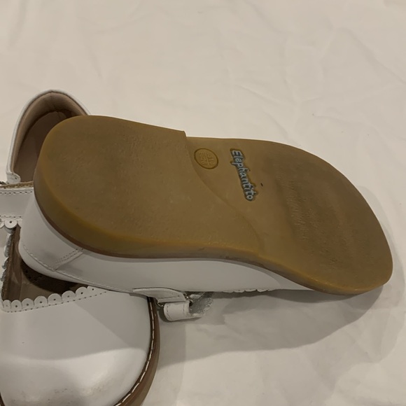 Little girls shoes - Picture 2 of 3